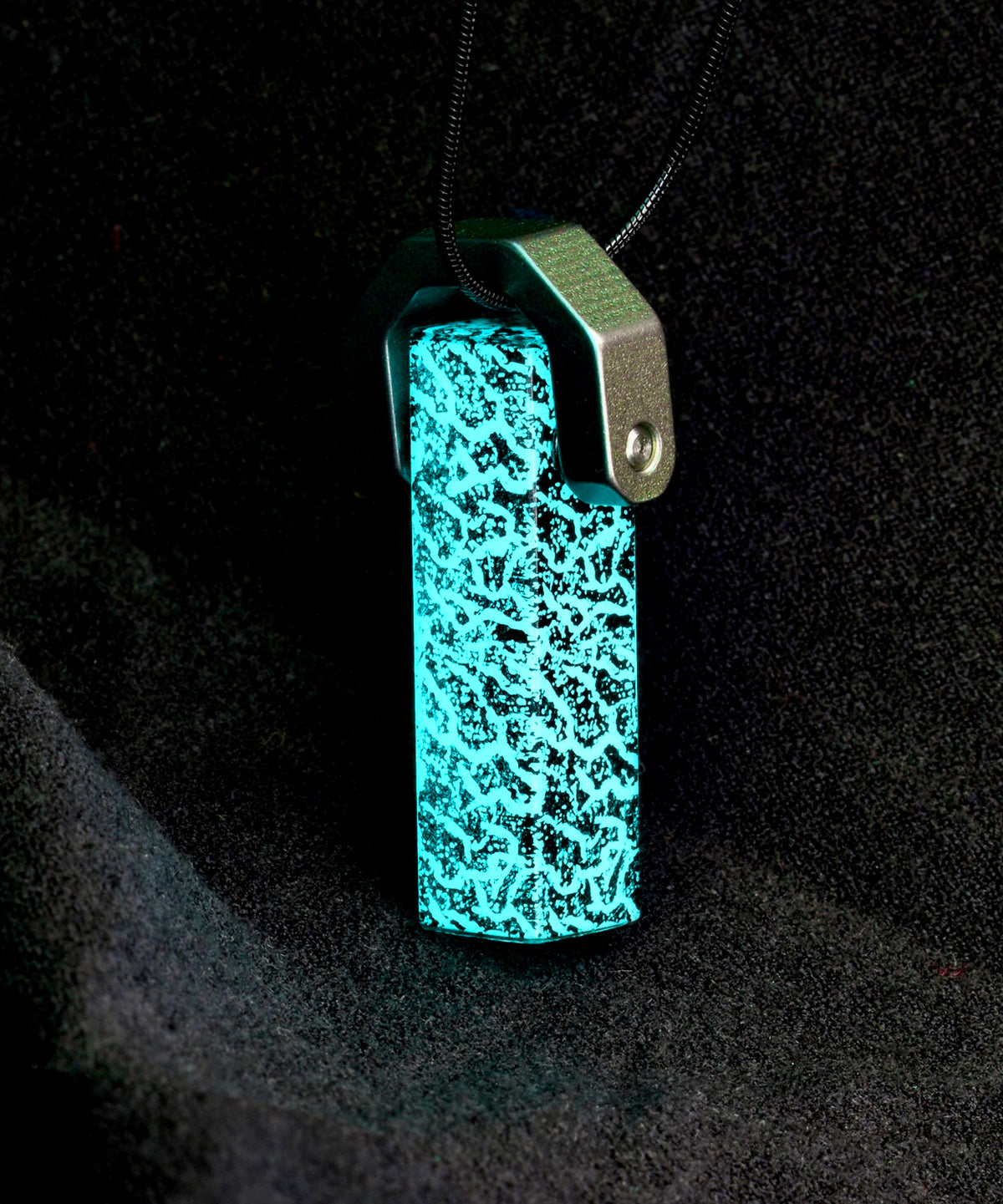 GLO Fragment Pendant