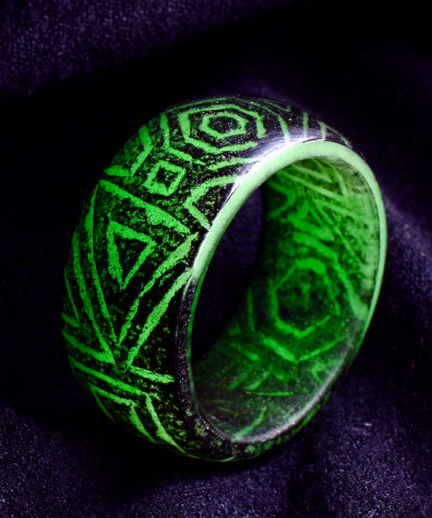 Atomic Secret Wood Glow Ancient GLO Glow In The Dark Ring Black