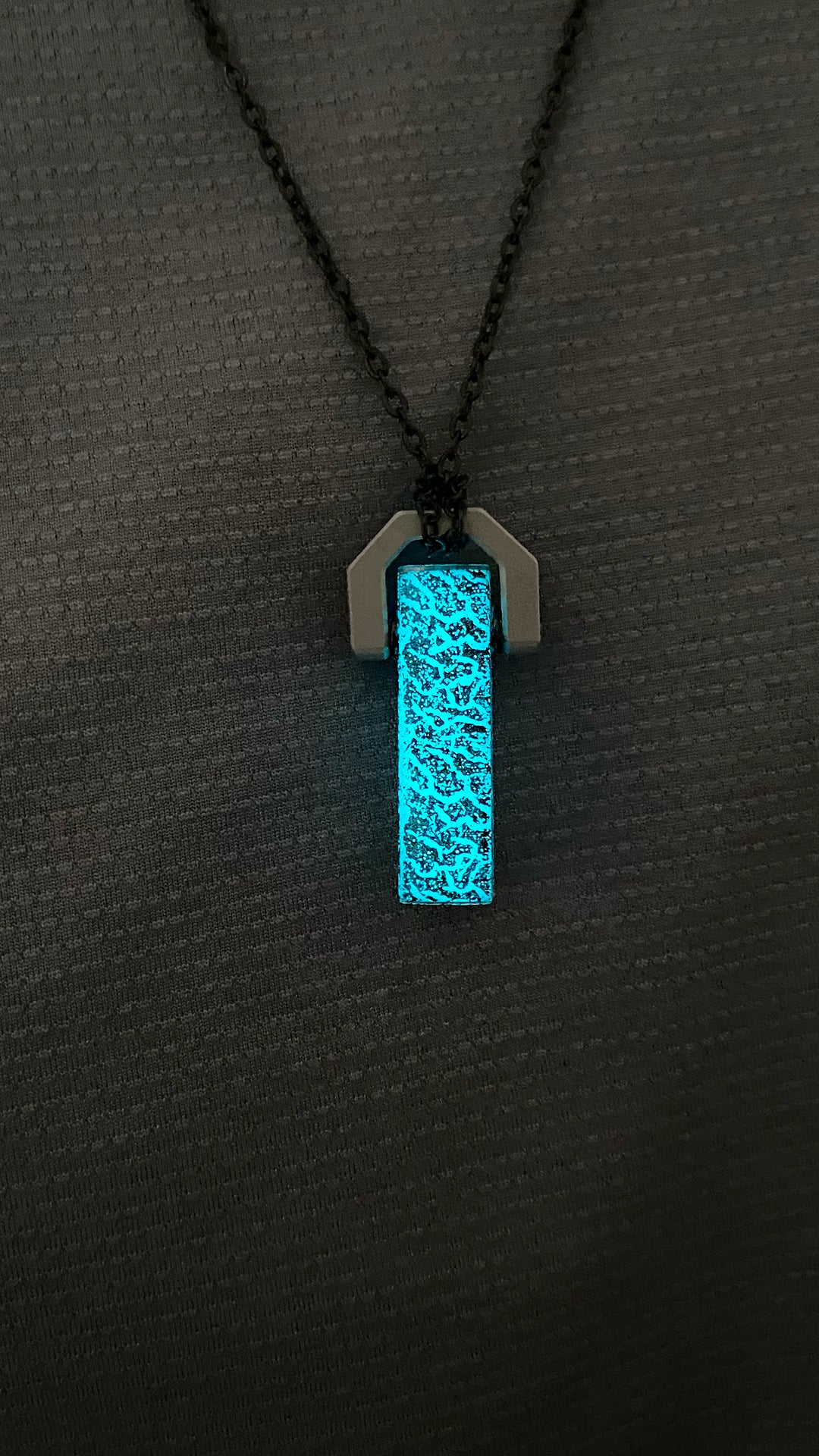 GLO Fragment Pendant