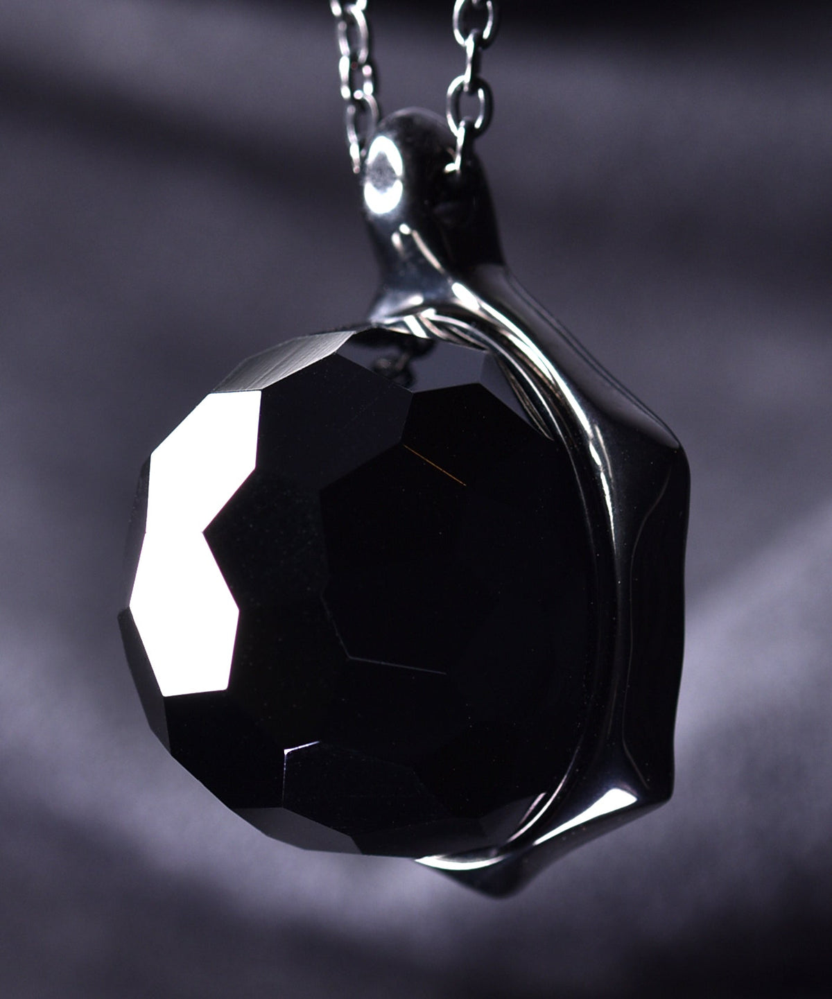 Obsidian &amp; Black Turtle Pendant