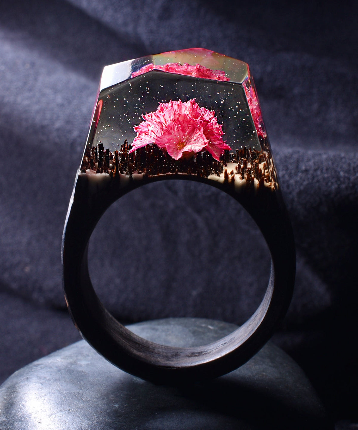 Ethereal Blossom Size - 13.5