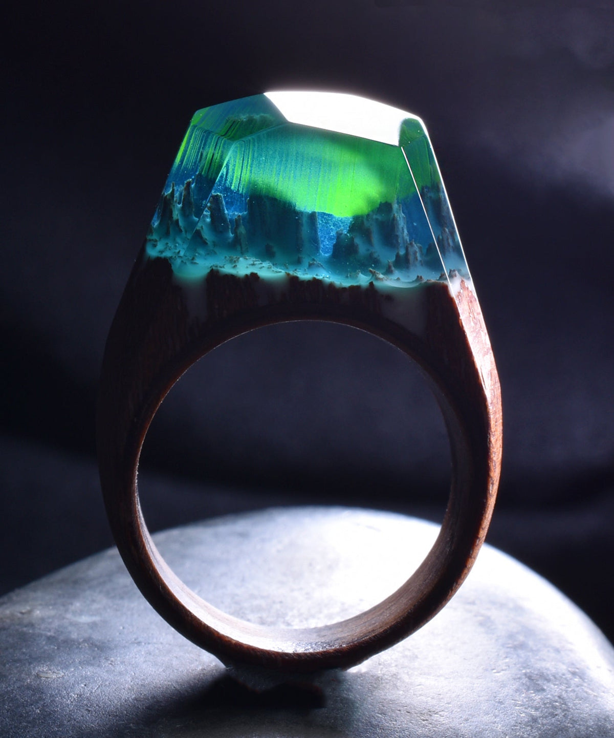 Aurora Borealis Size - 5.5