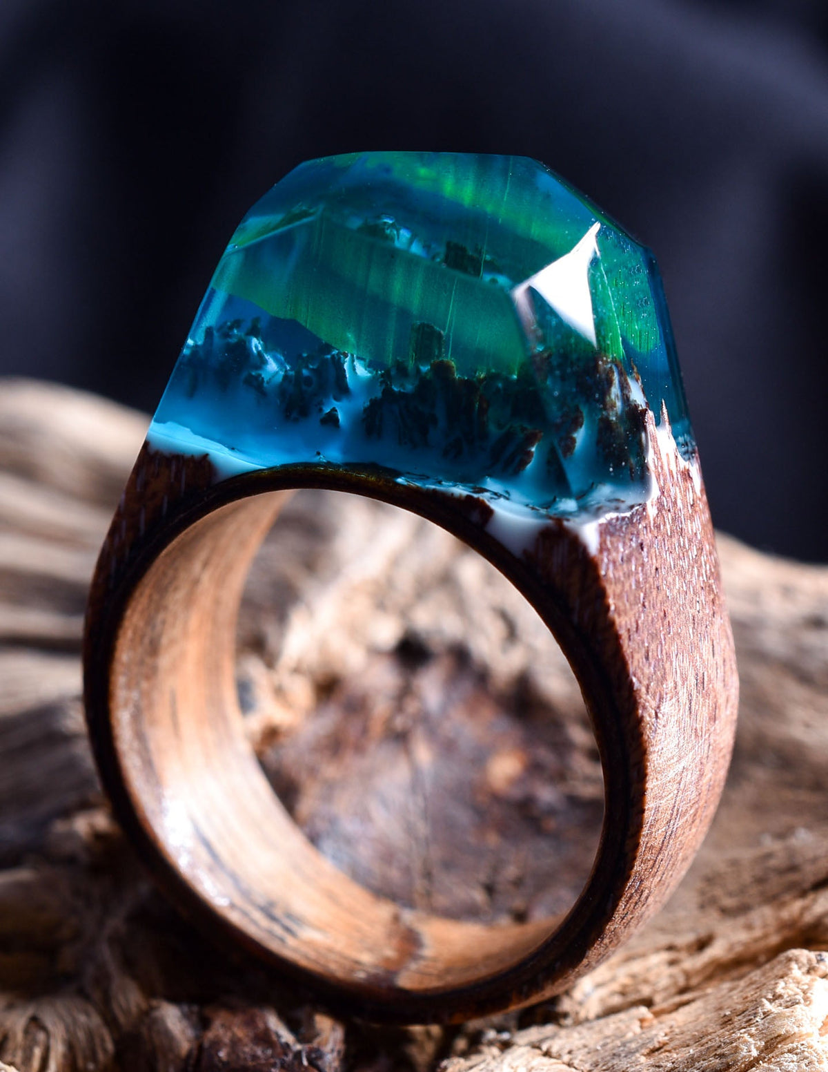 Aurora Borealis Size-7.5