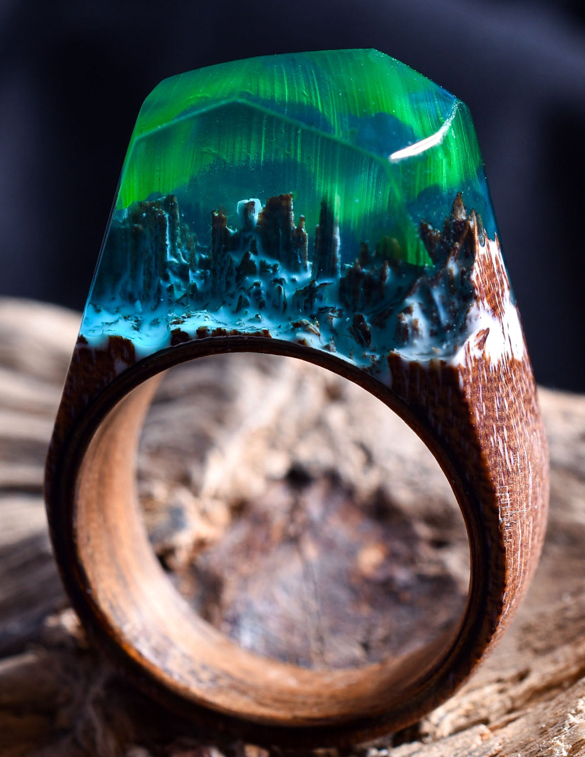 Aurora Borealis Size-8.5