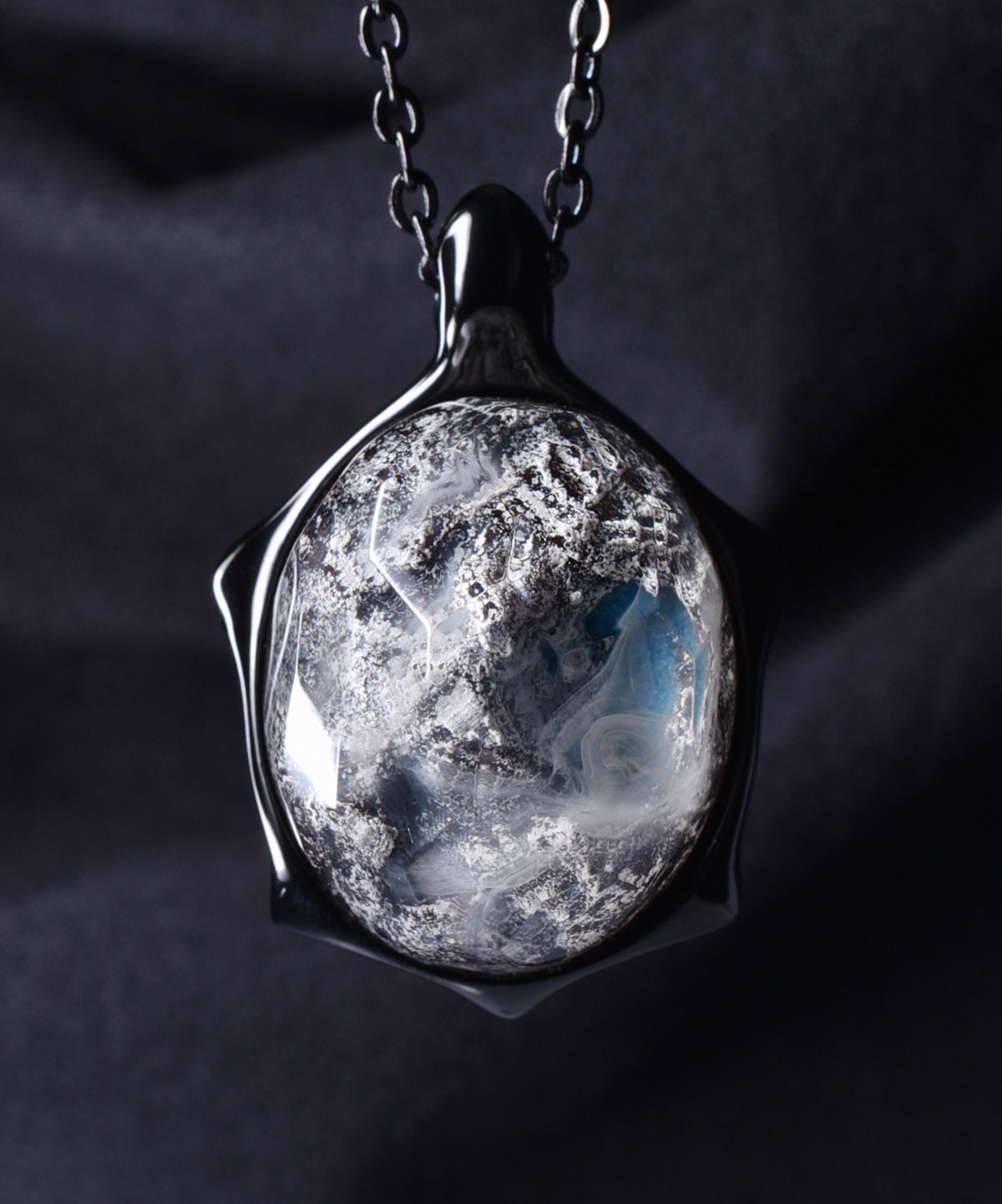 Arctic Summit &amp; Black Turtle Pendant