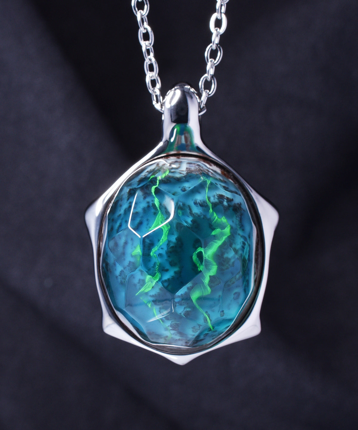Aurora Borealis &amp; Steel Turtle Pendant
