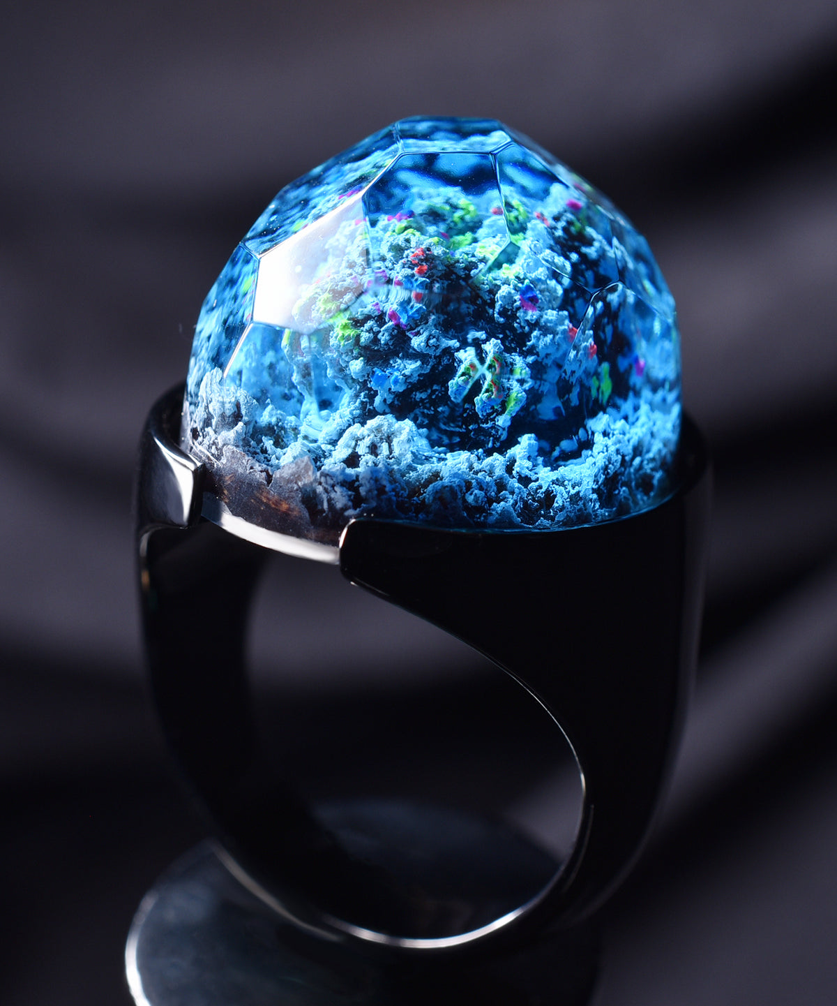 Coral Reef &amp; Black Halo Ring