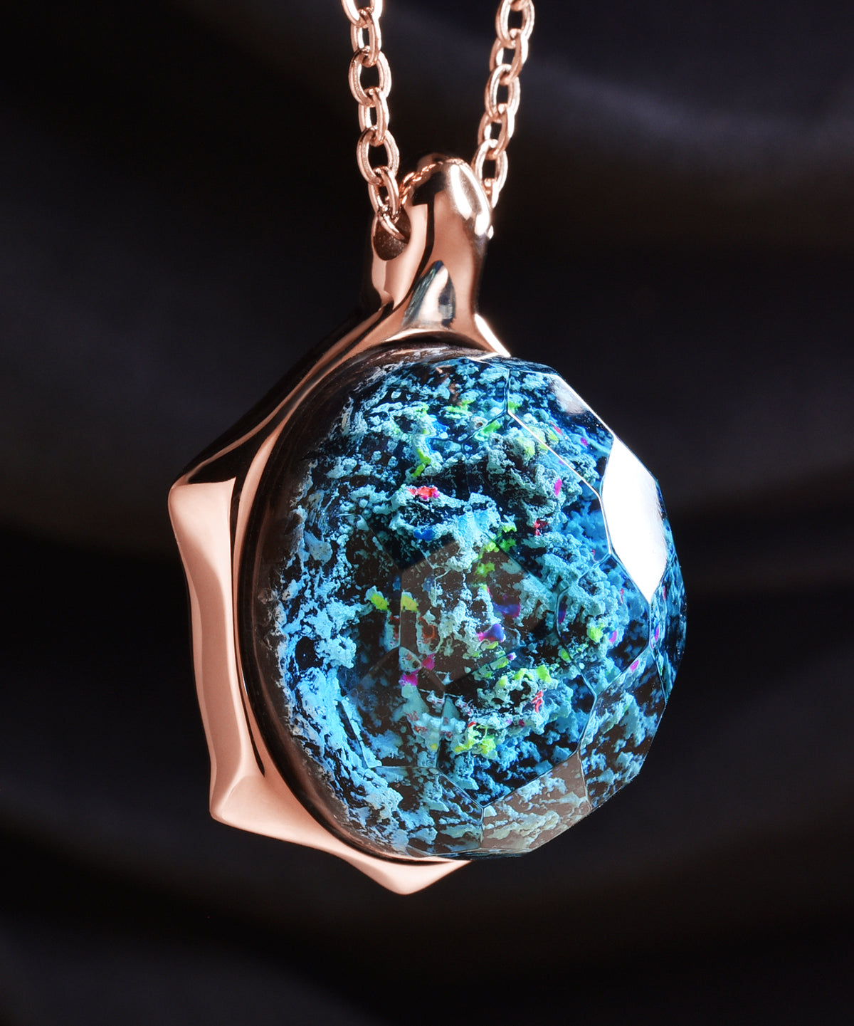 Coral Reef &amp; Rose Gold Turtle Pendant