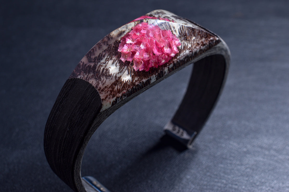 Ethereal Blossom Bracelet (Size: L)