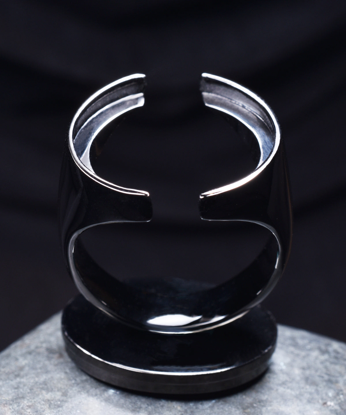 Black Halo Ring (BASE)