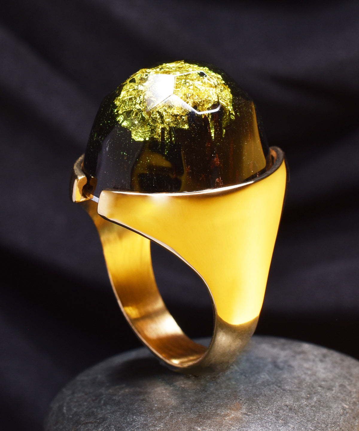 Gold Millettia &amp; Gold Halo Ring