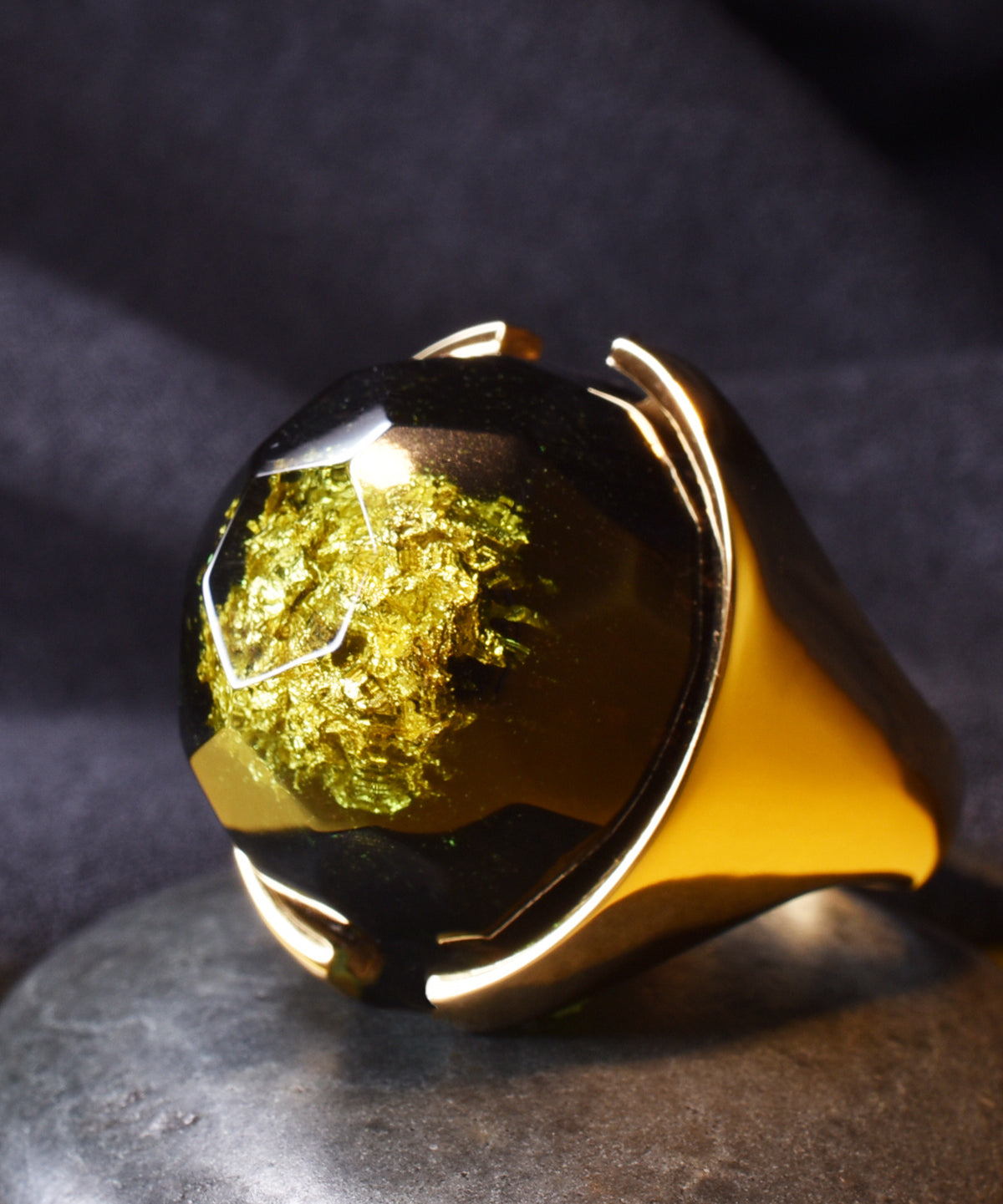 Gold Millettia &amp; Gold Halo Ring
